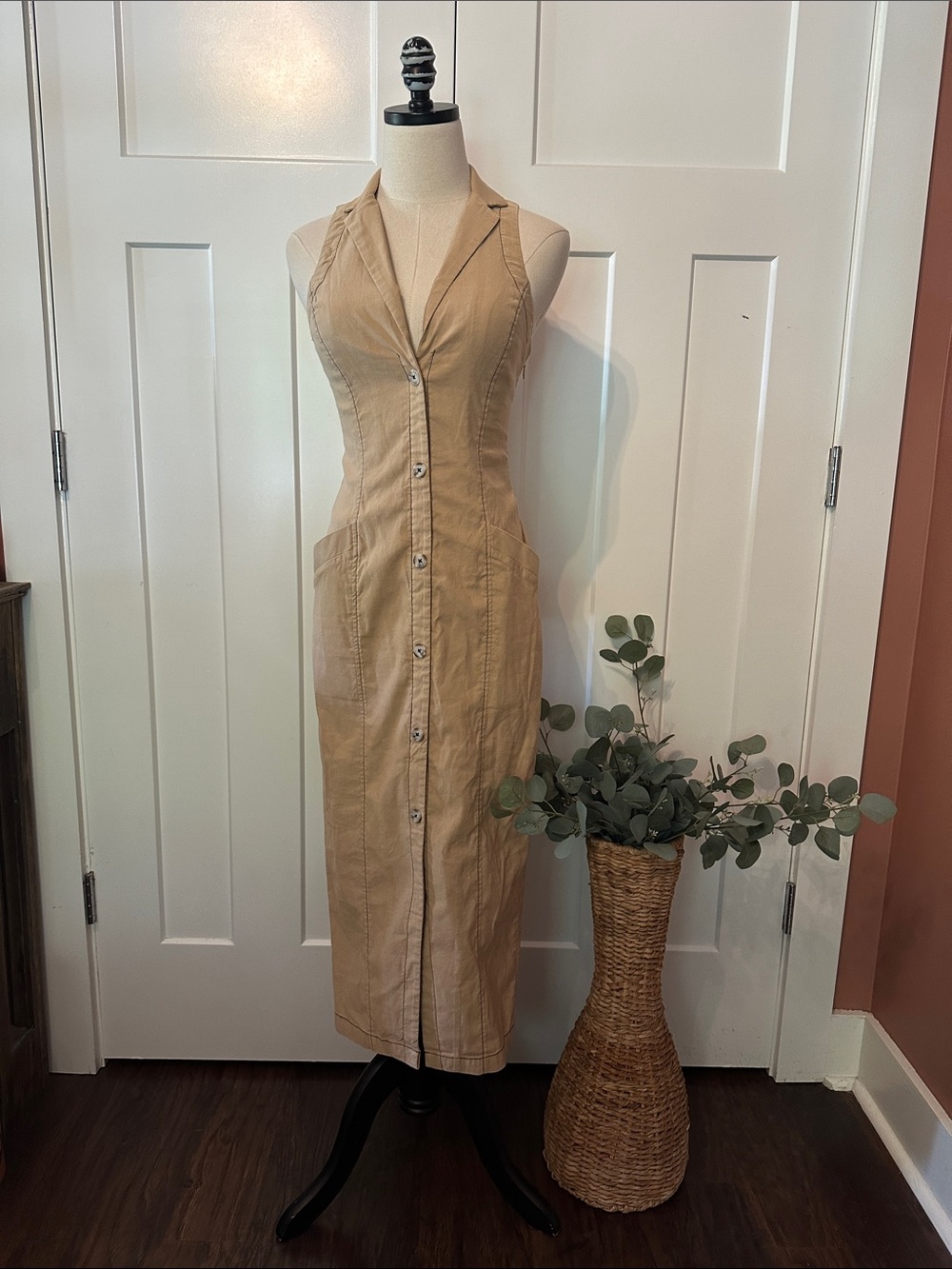 Anthropologie khaki faux button front sleeveless pockets 4 fitted collar dress